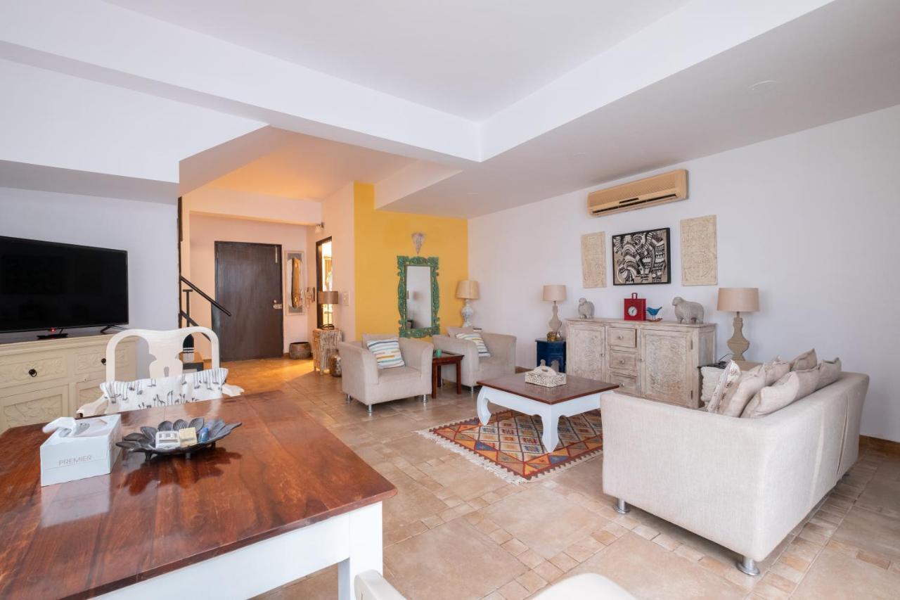 Snowdrop- Exquisite 3Bhk Villa With Pool- Candolim By Staymonkey Calangute Exteriér fotografie